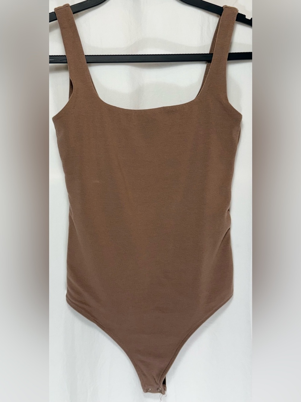 ABERCROMBIE & FITCH Scoop Neck Tank Bodysuit